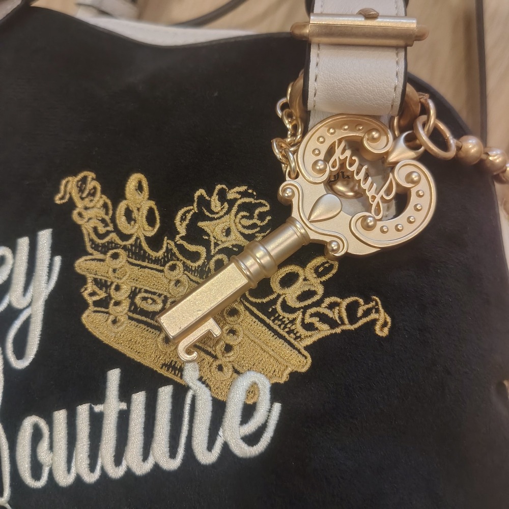 Juicy Couture Black Velour Satchel Bag White‎ Trim Gold Crown Logo Crossbody NEW - Picture 7 of 7